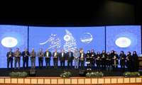 تقدیر از برترین‌های نوزدهمین جشنواره آموزشی دانشگاه/ آموزش هوشمند، زیربنای توسعه پایدار
